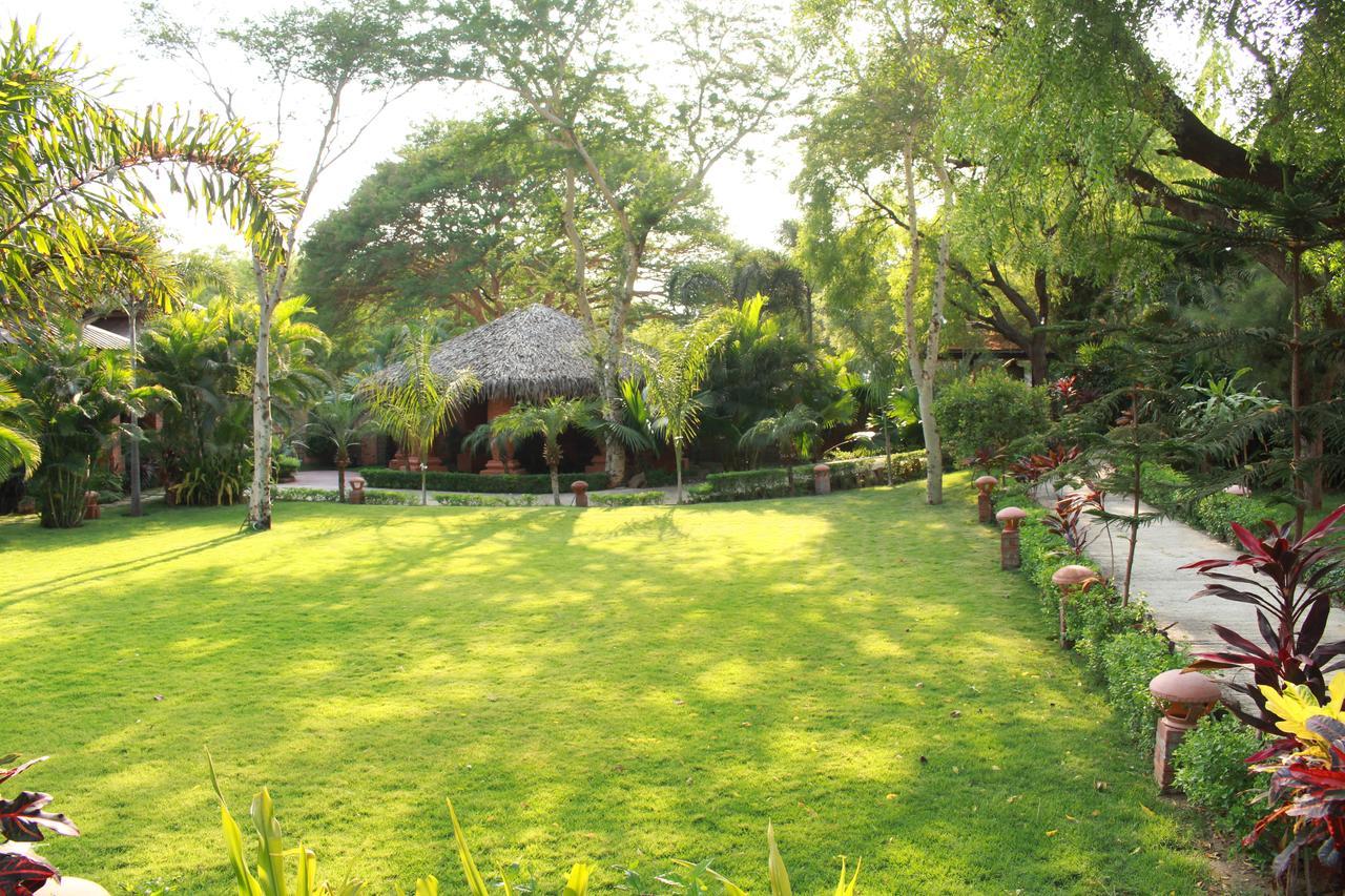Bawga Theiddhi Hotel Bagan Exterior photo